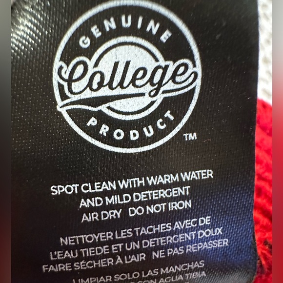 NWT UGA Georgia Bulldogs Pom Beanie with Logo~OS~Black w White Stripe~$35 - Picture 9 of 11